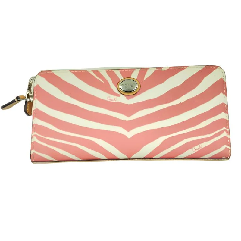 Coach Women's Pink Luxe zebra Wallet