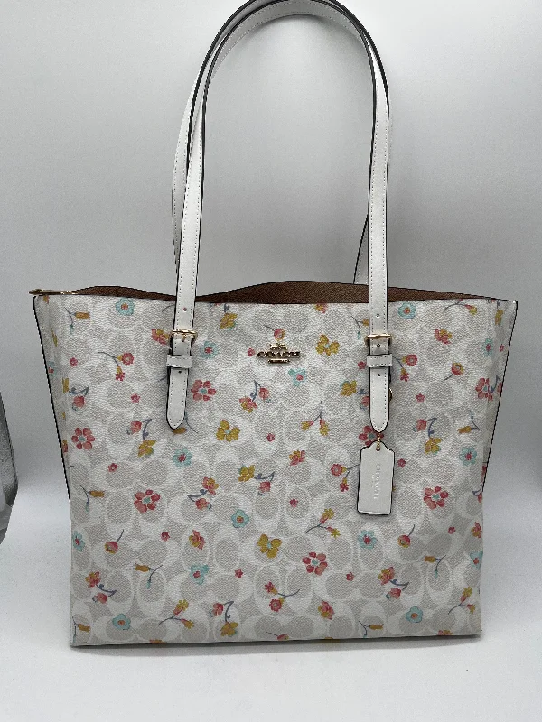 Handbag Designer By Coach, Size: Large