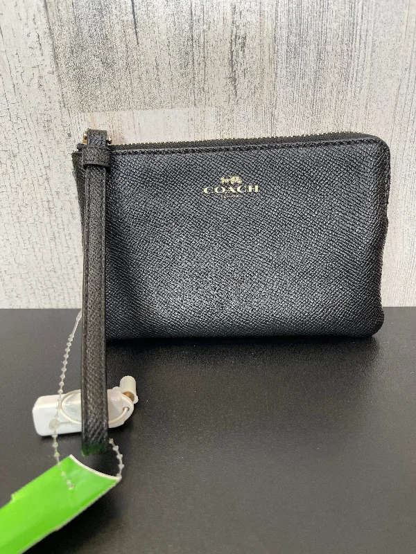 Wallet By Coach  Size: Small