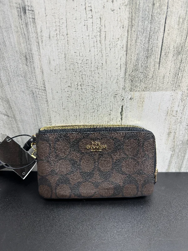 Wallet Designer By Coach  Size: Medium