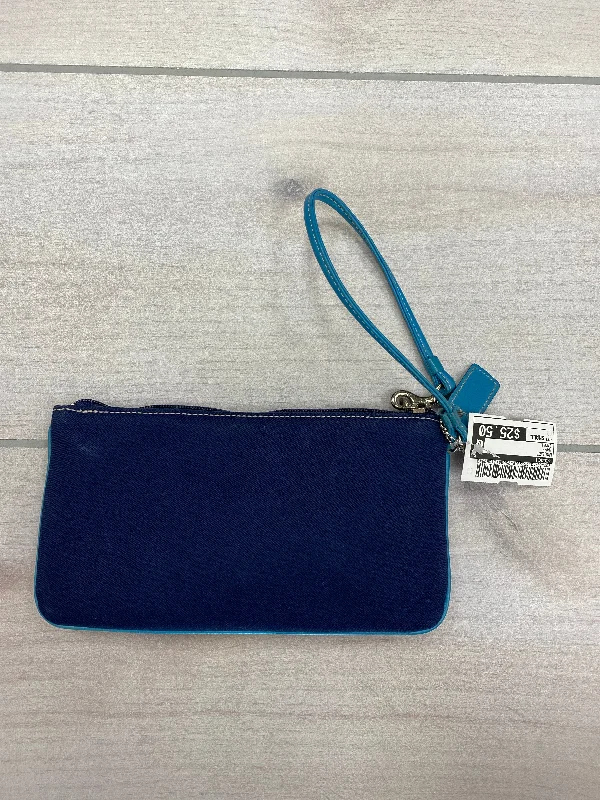 Wallet By Coach  Size: Small