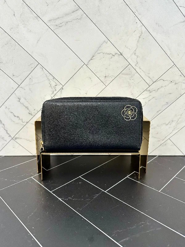 Chanel Black Leather Camelia Zippy Wallet