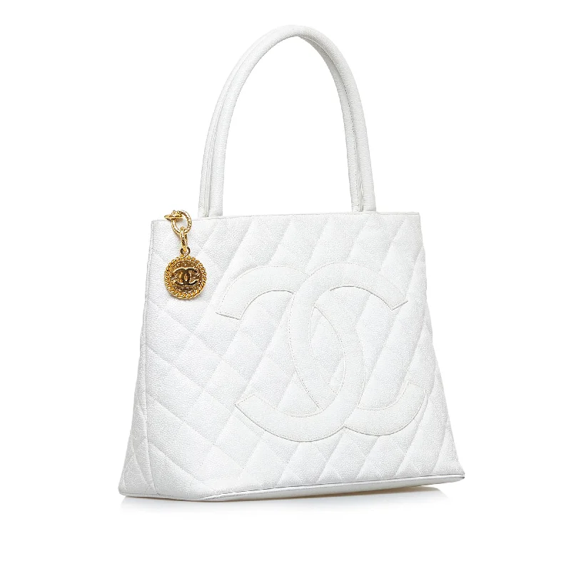 Chanel Caviar Medallion Tote (lGCrVT)