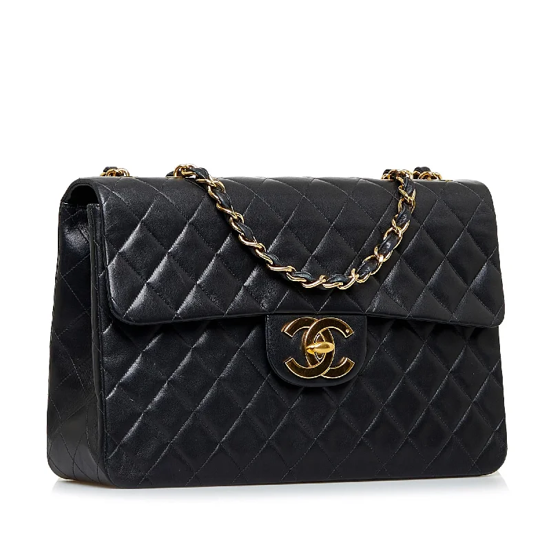 Chanel Maxi Classic Lambskin Double Flap (rPvxRG)