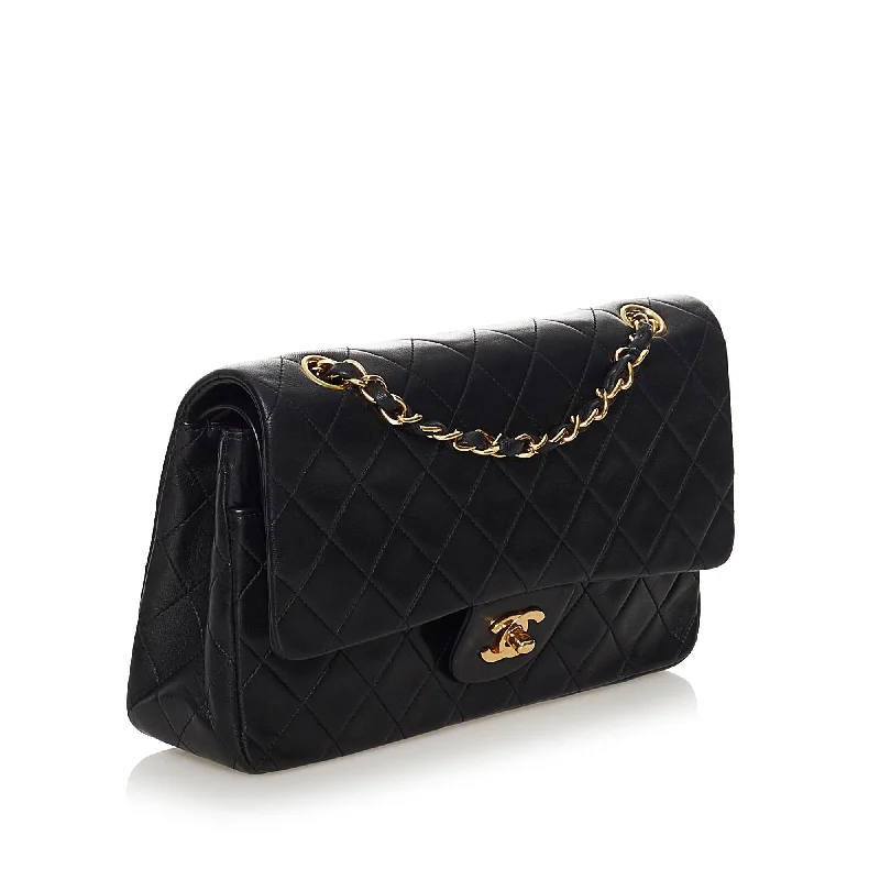 Chanel Medium Classic Lambskin Double Flap (DilSGb)