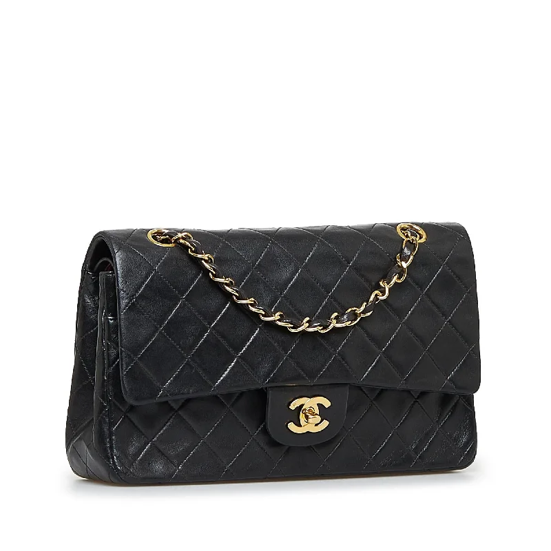 Chanel Medium Classic Lambskin Double Flap (iWstkh)