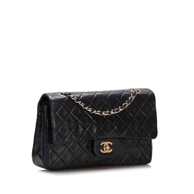 Chanel Medium Classic Lambskin Double Flap (lDB4Qn)