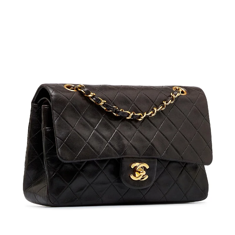 Chanel Medium Classic Lambskin Double Flap (VS5eDE)