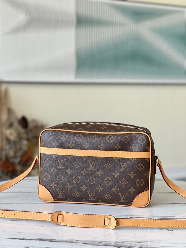 BC - LOUIS VUITTON BAGS - 1621